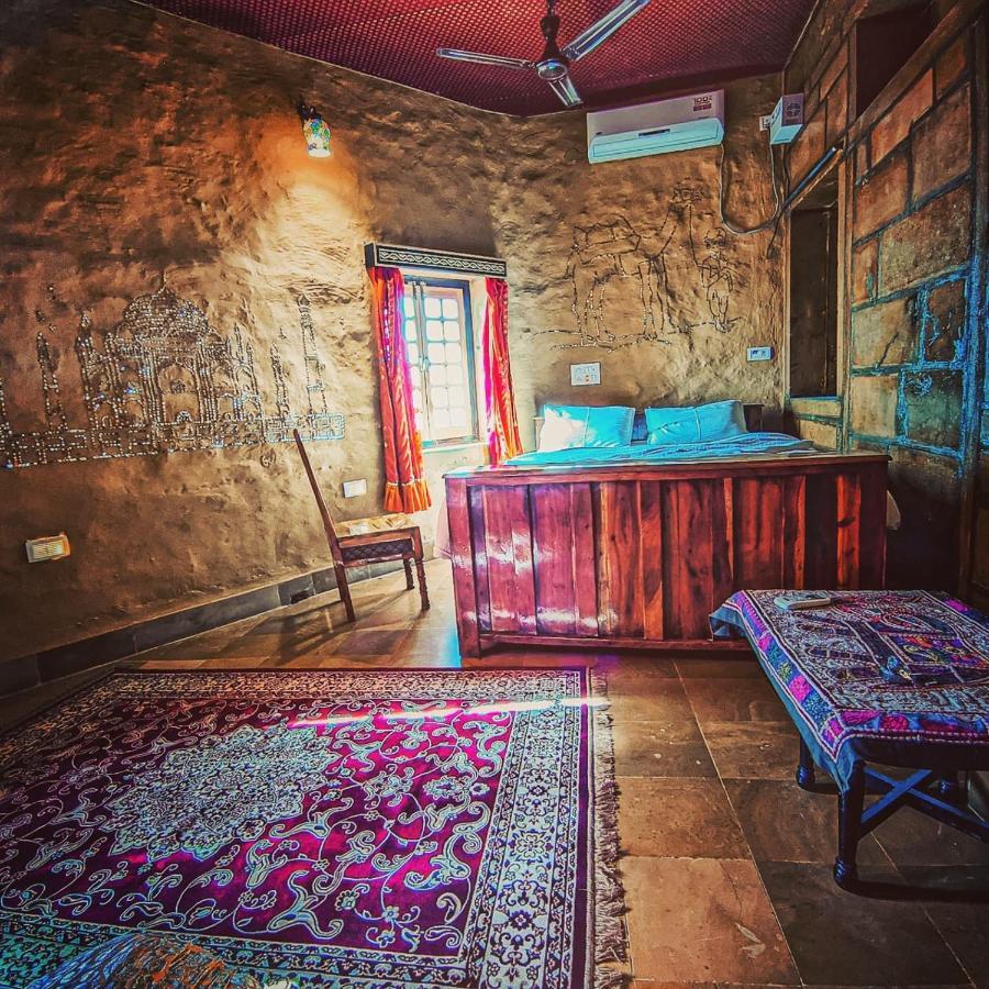 Mud Mirror Guesthouse Jaisalmer Extérieur photo