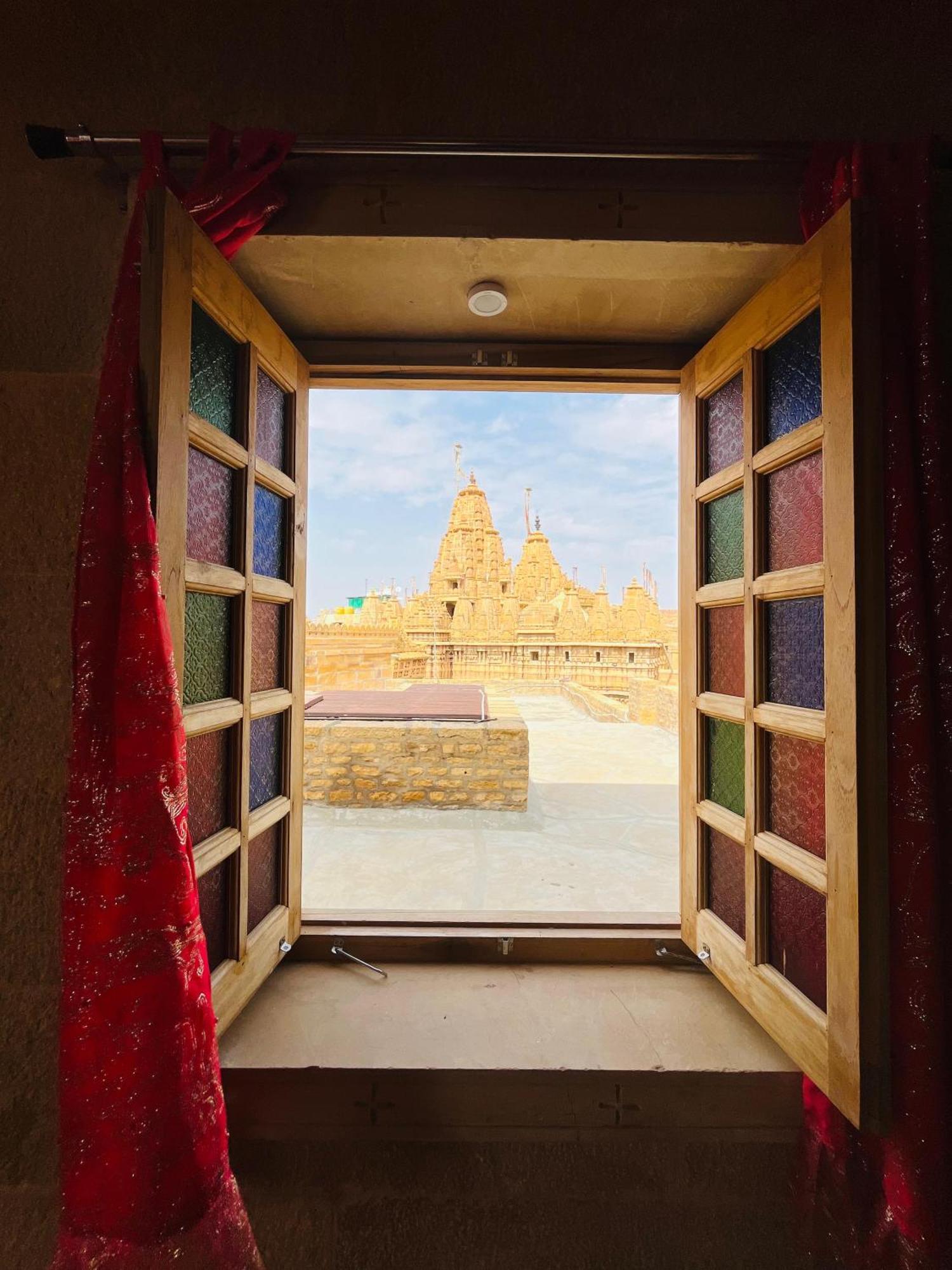 Mud Mirror Guesthouse Jaisalmer Extérieur photo