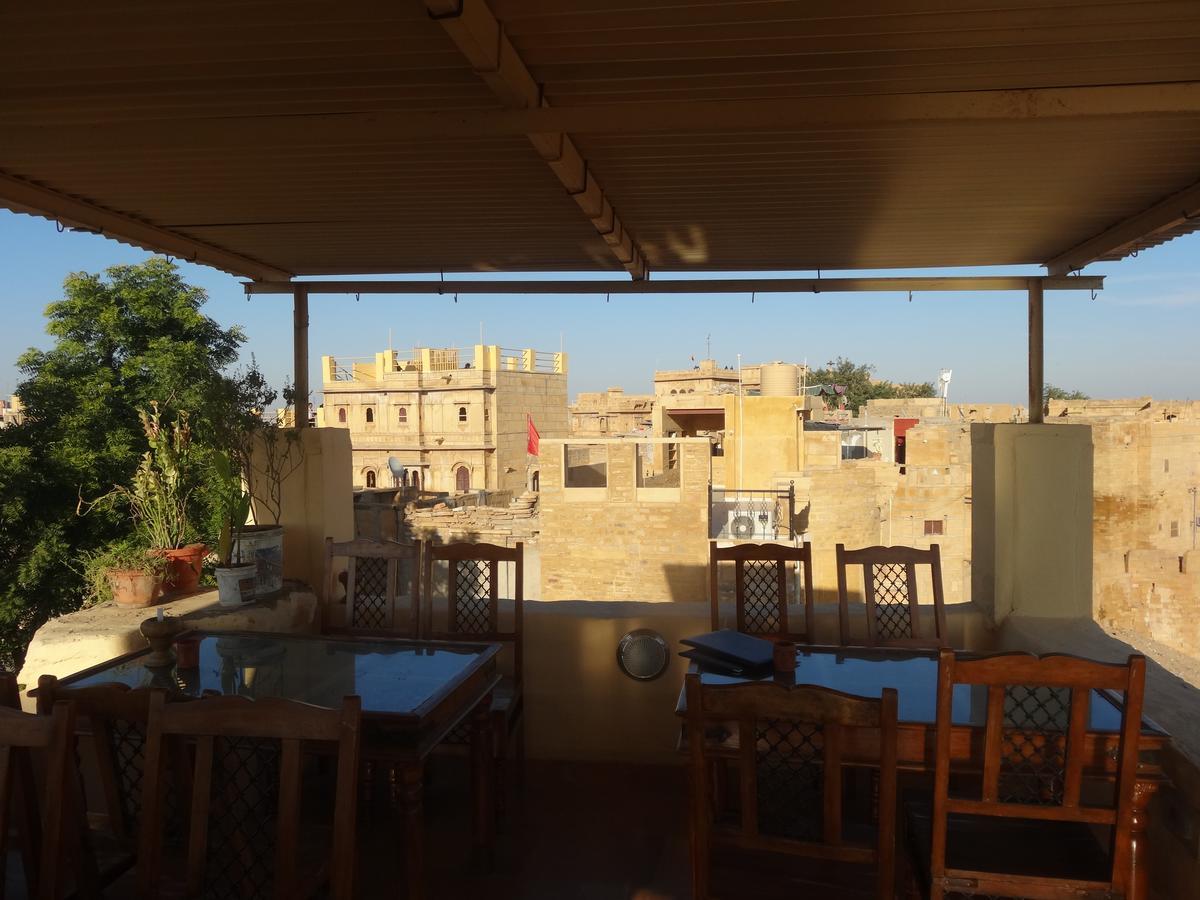 Mud Mirror Guesthouse Jaisalmer Extérieur photo