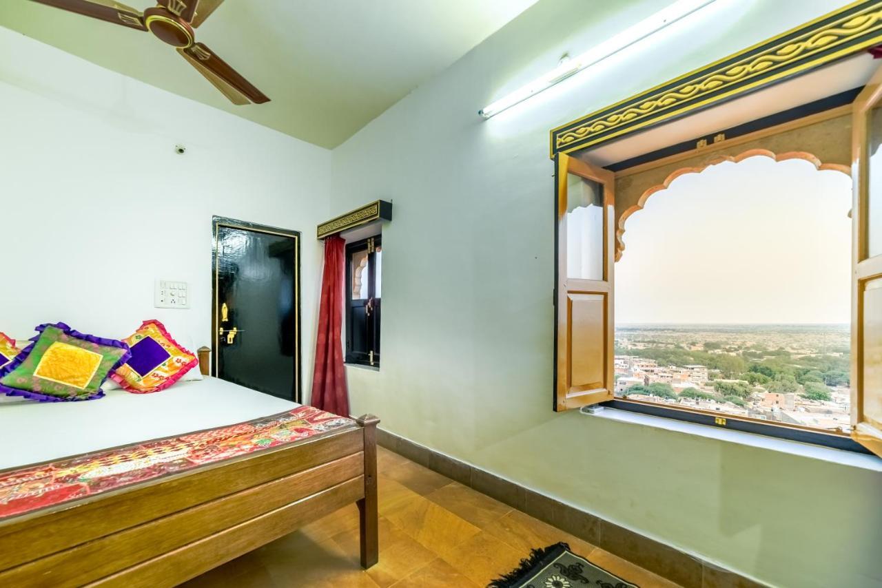 Mud Mirror Guesthouse Jaisalmer Extérieur photo